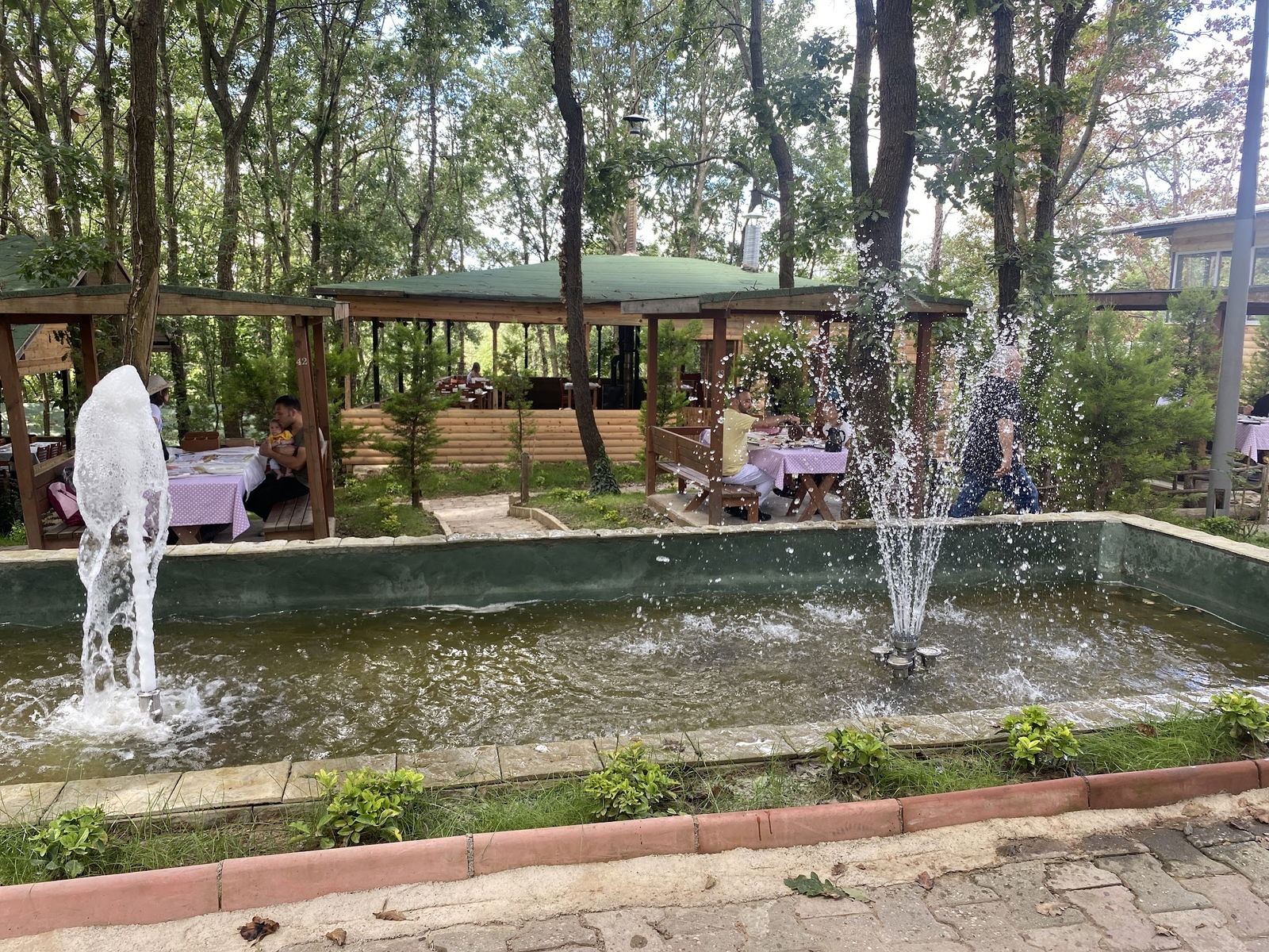 Sihirli Bahce Kirevi