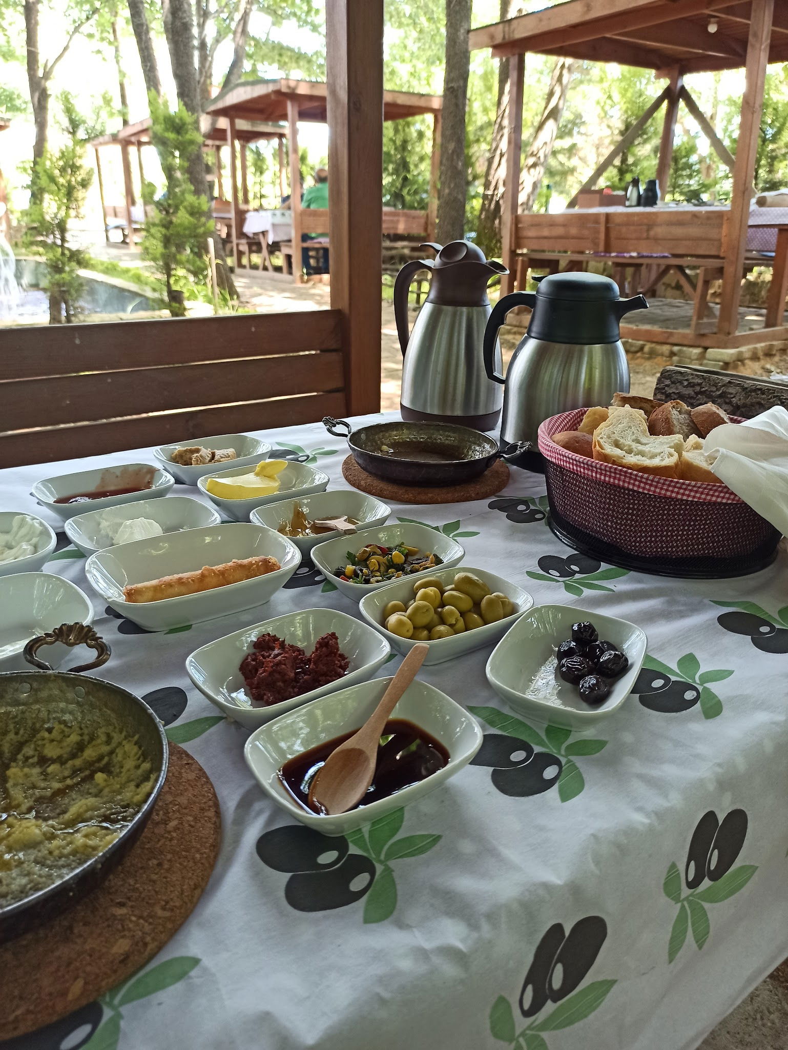 Sihirli Bahce Kirevi