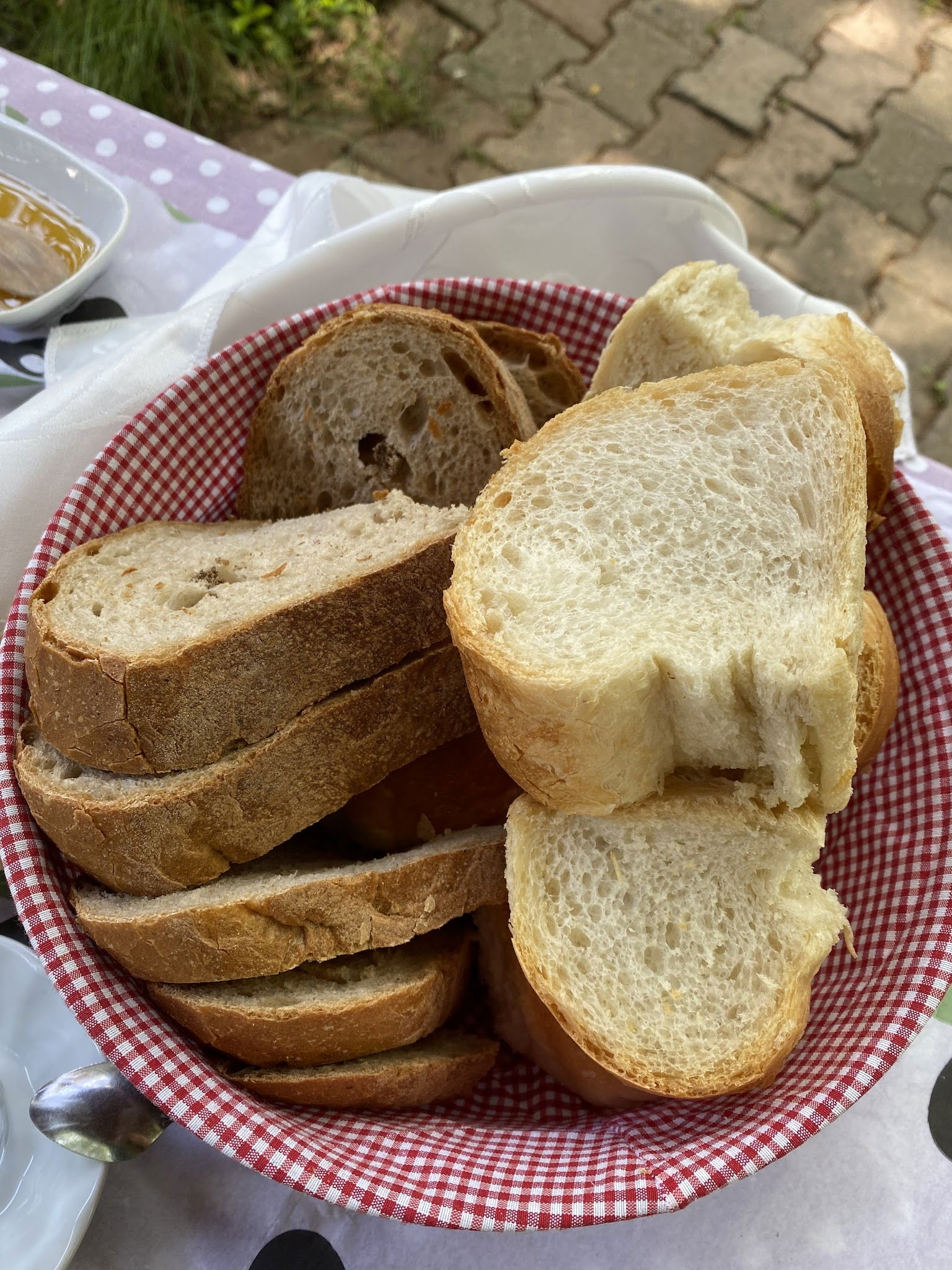 Sihirli Bahce Kirevi