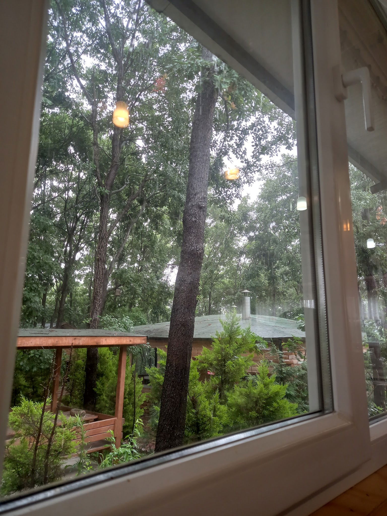 Sihirli Bahce Kirevi