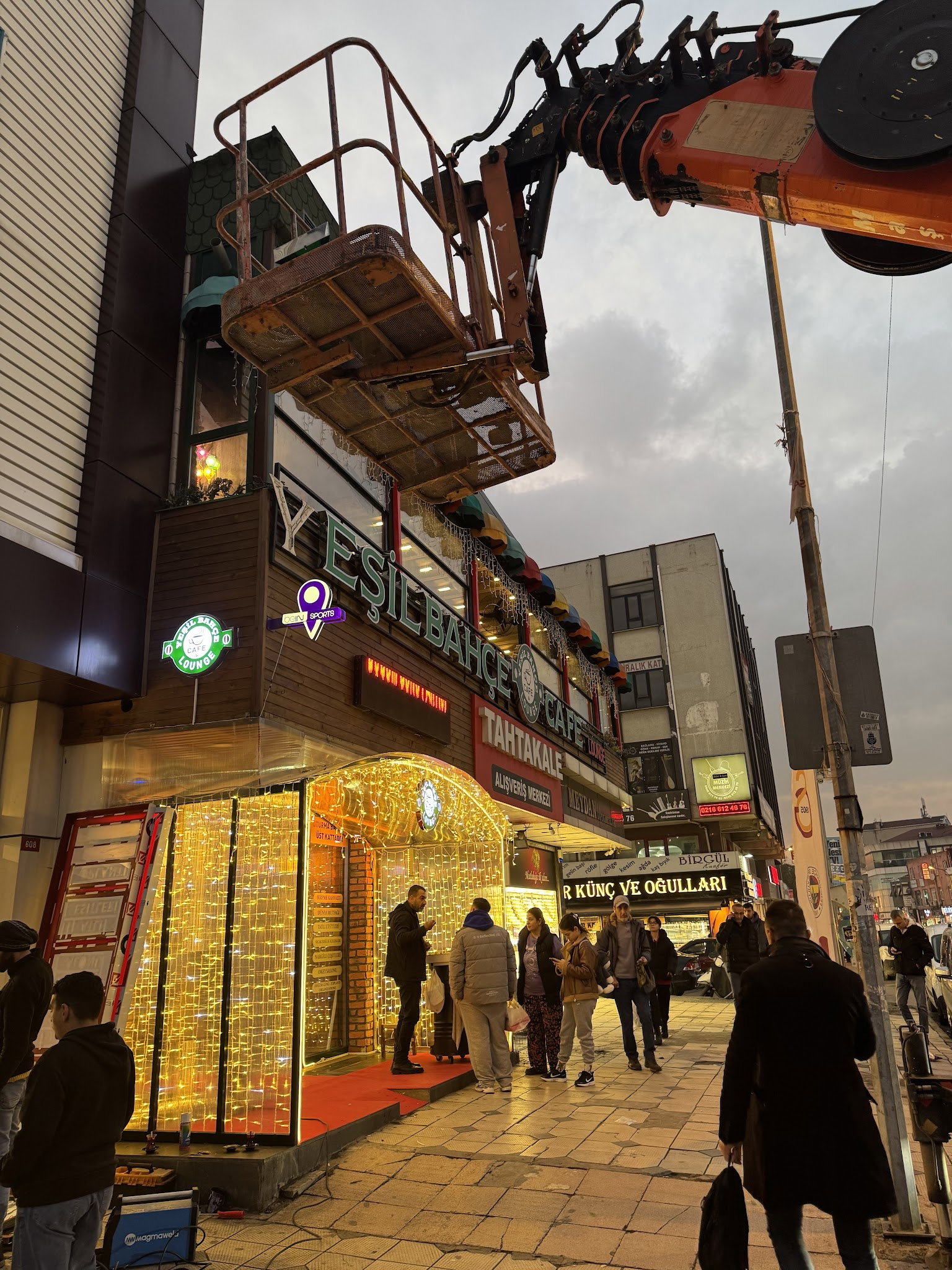 Yeşi̇l Bahçe Cafe Lounge