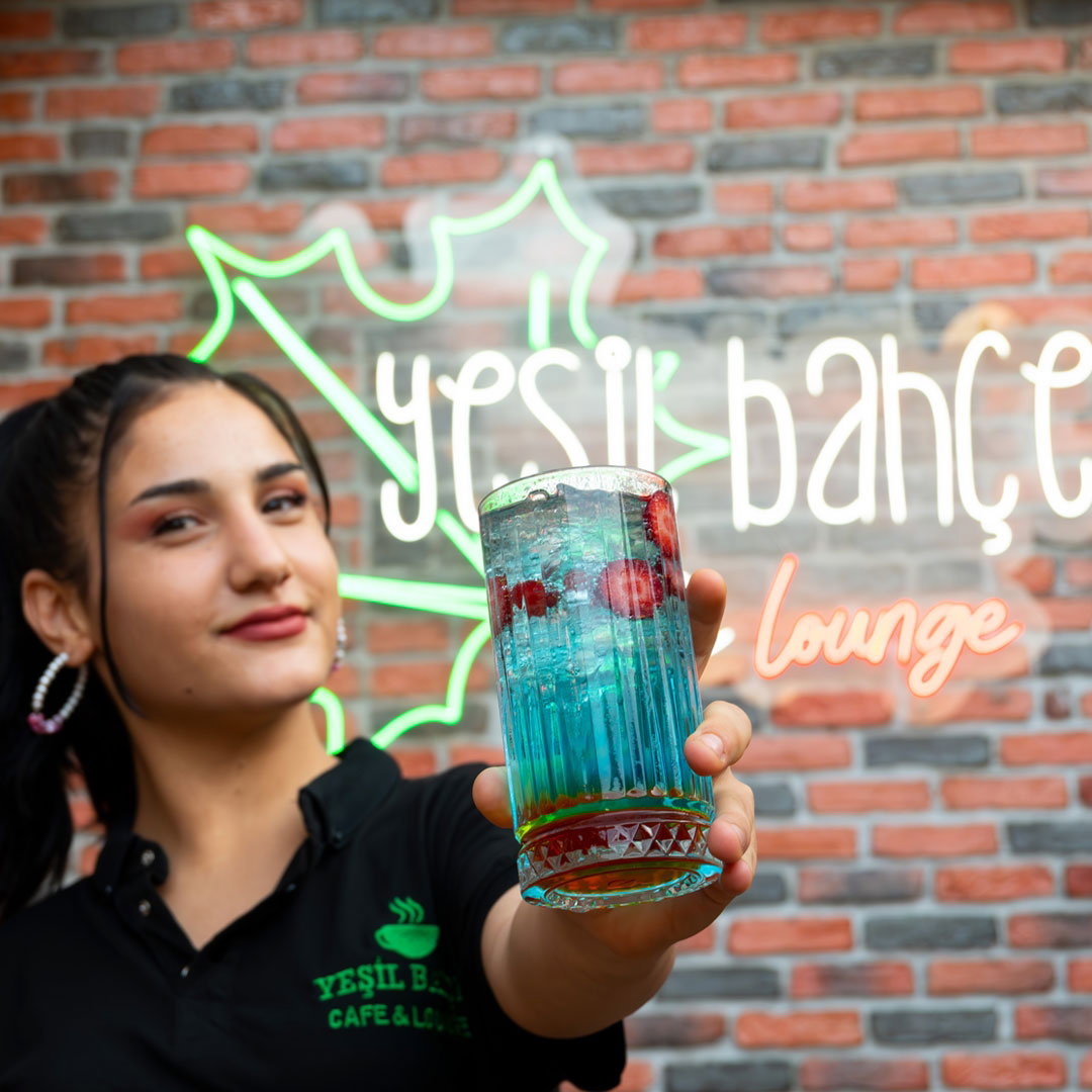 Yeşi̇l Bahçe Cafe Lounge