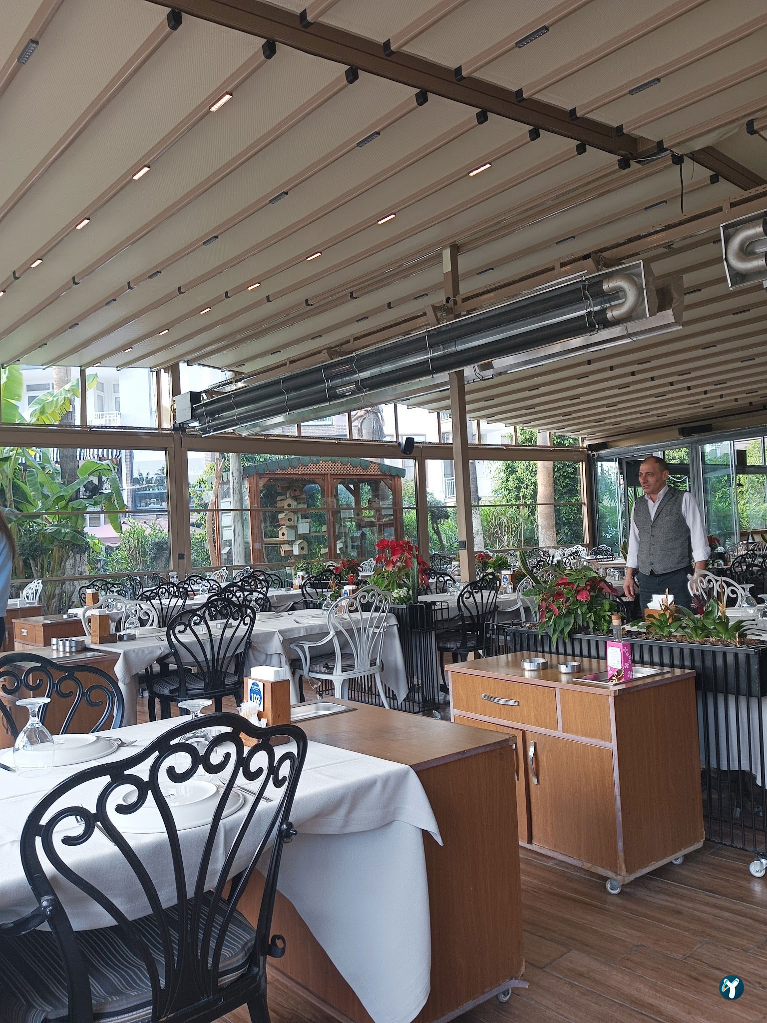 Karinas Restaurant