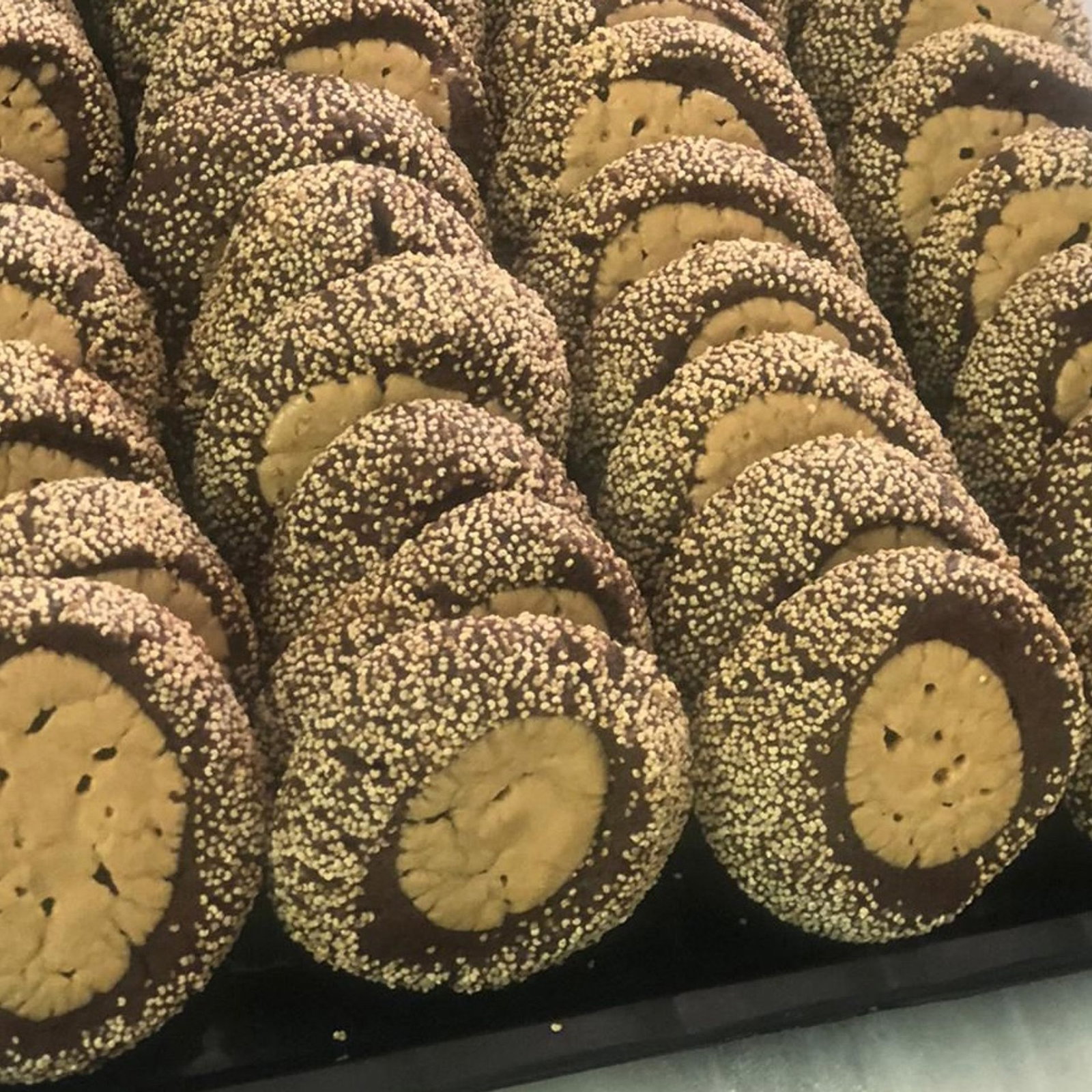 Çikolatalı Haşhaşlı Tahinli Kurabiye
