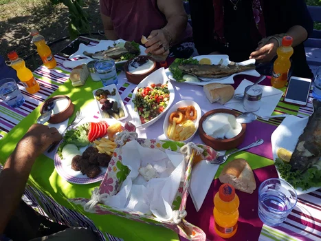 Gölbahçesi resimleri