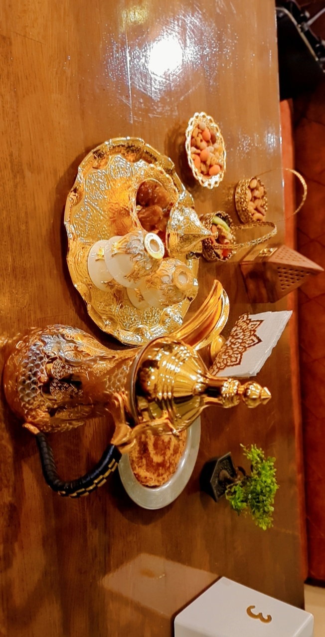 Moonlight Cafe And Restaurant