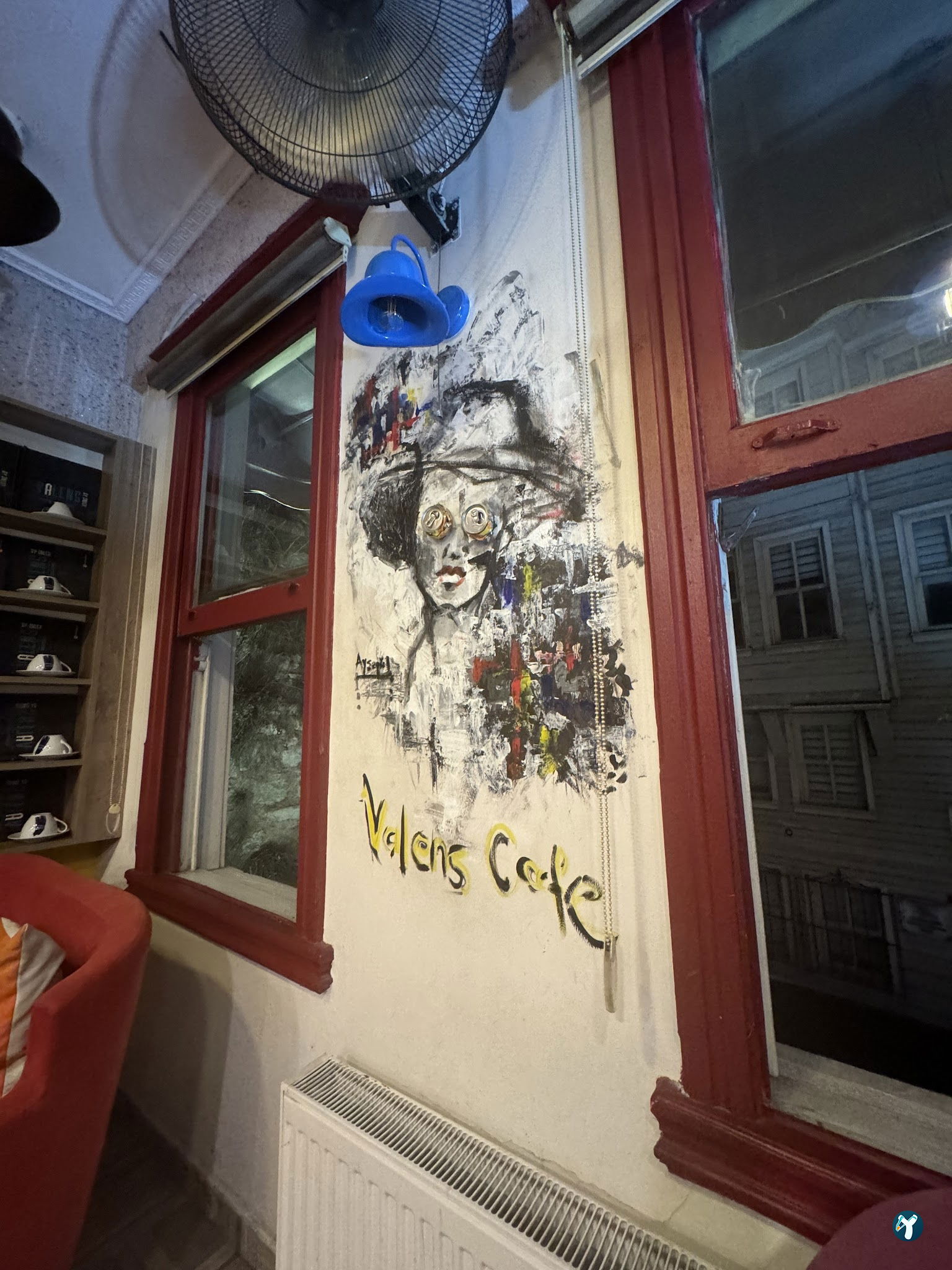 Valens Cafe Restaurant