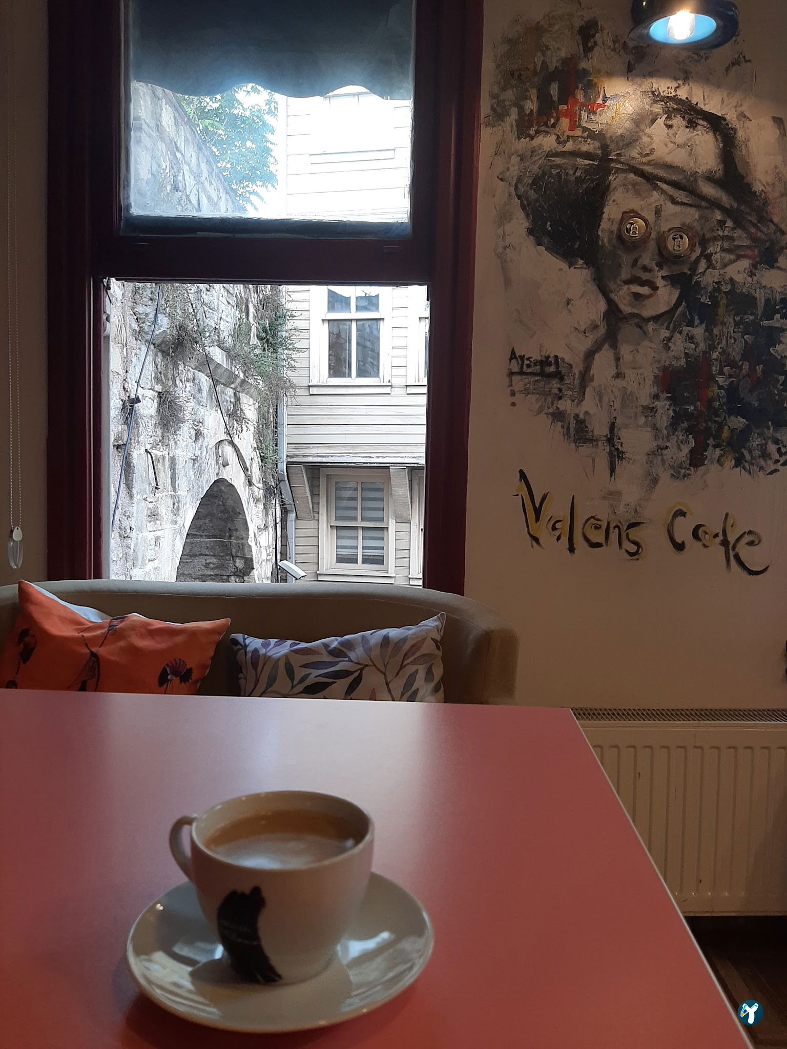 Valens Cafe Restaurant