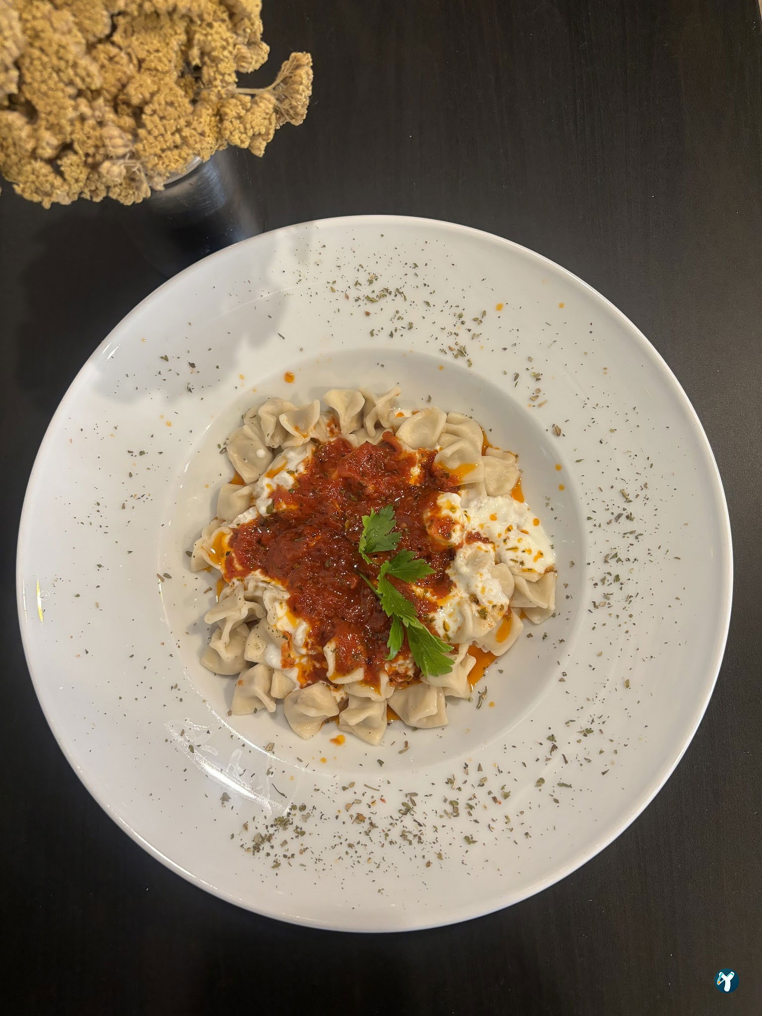 Valens Cafe Restaurant
