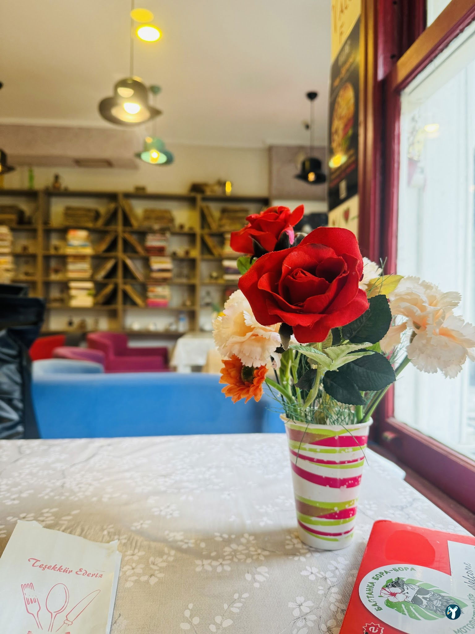 Valens Cafe Restaurant