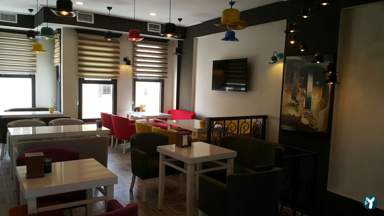 Valens Cafe Restaurant