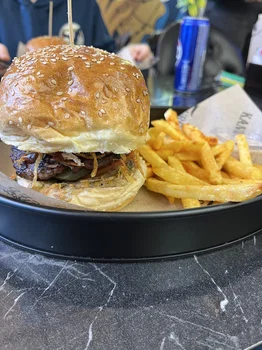 Hoarder Burger resimleri