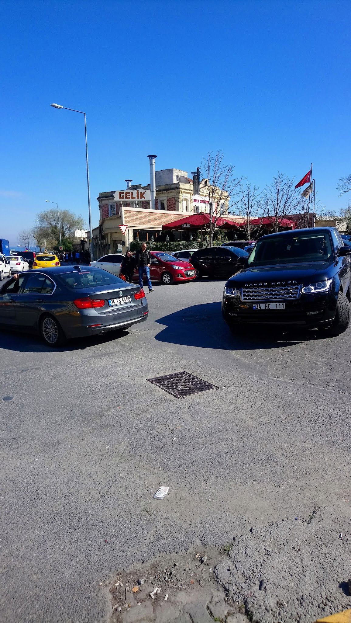 Hükümdar Sofrası Bakırköy Aile Mangalbaşı Et Lokantası