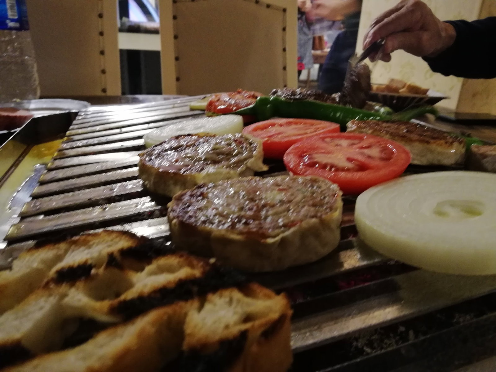 Hükümdar Sofrası Bakırköy Aile Mangalbaşı Et Lokantası