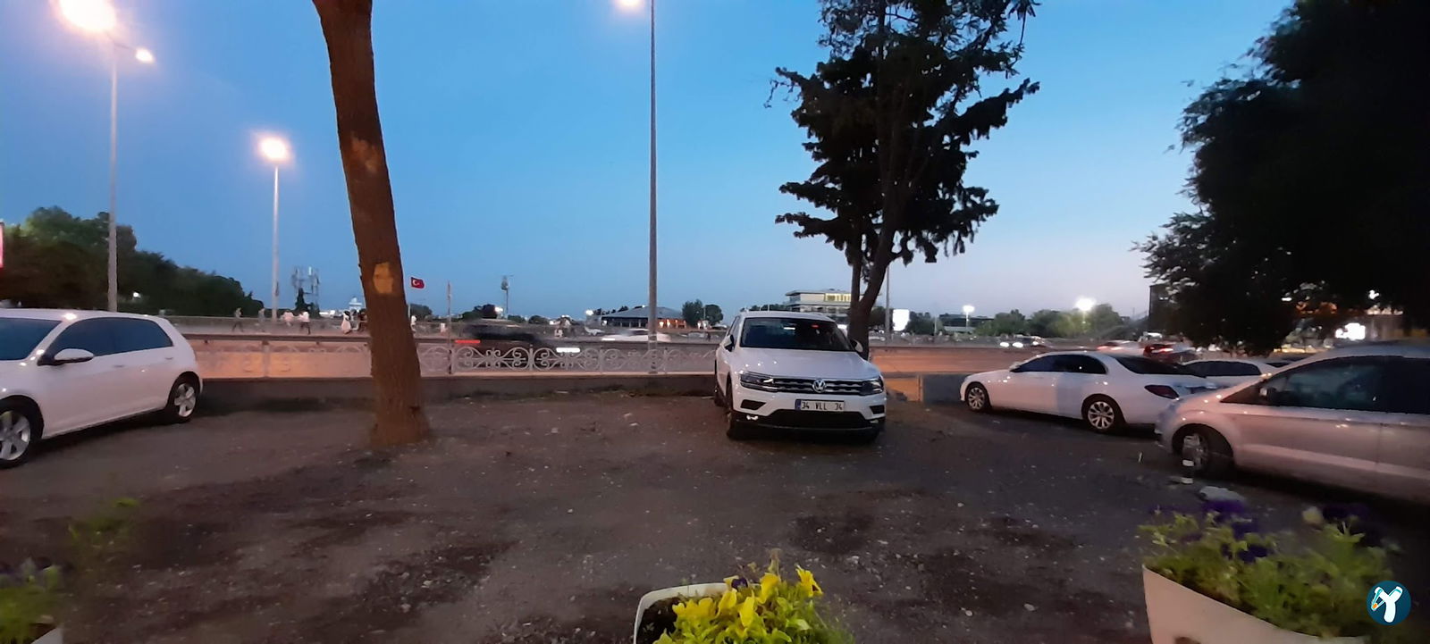 Hükümdar Sofrası Bakırköy Aile Mangalbaşı Et Lokantası