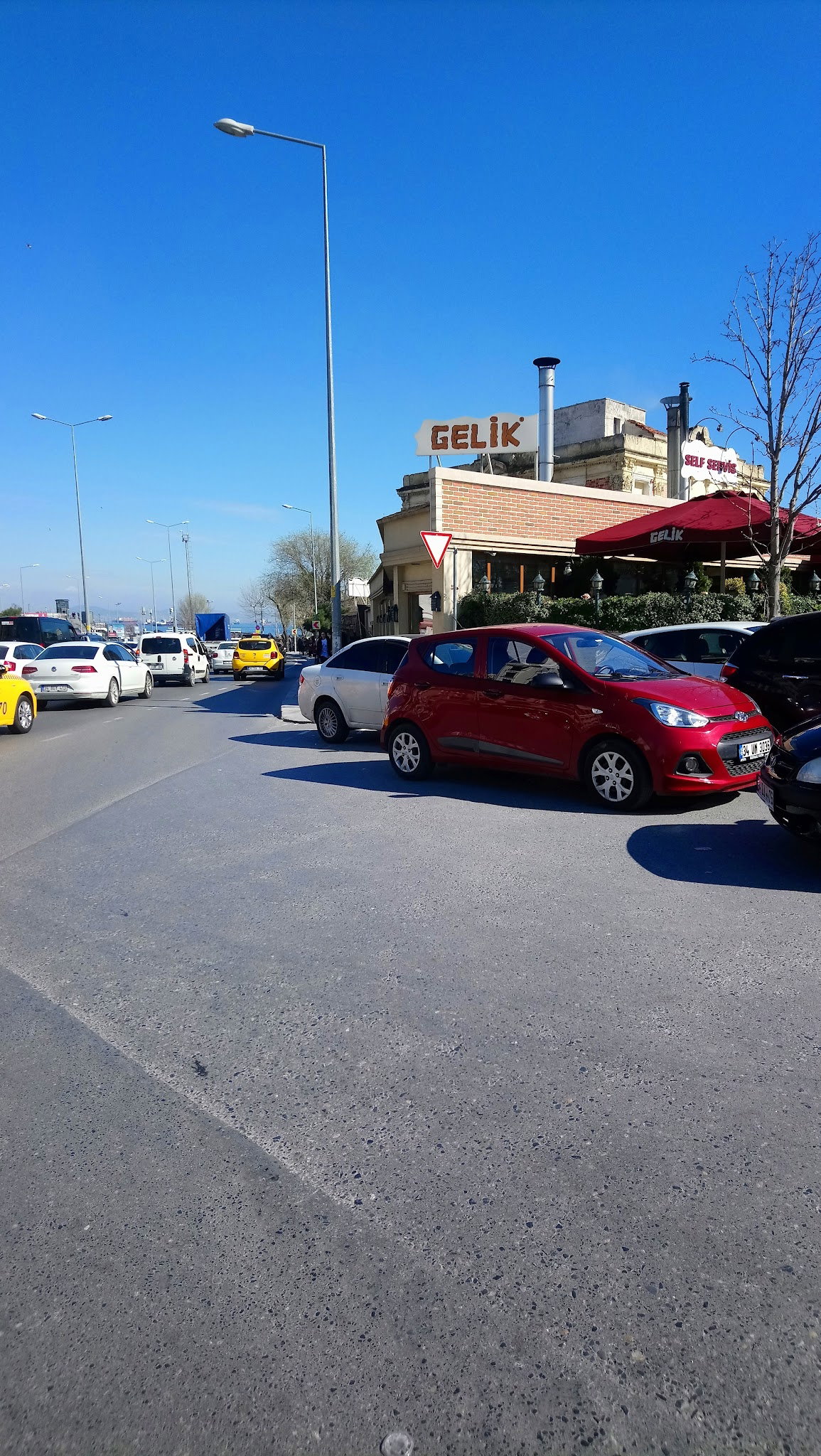 Hükümdar Sofrası Bakırköy Aile Mangalbaşı Et Lokantası