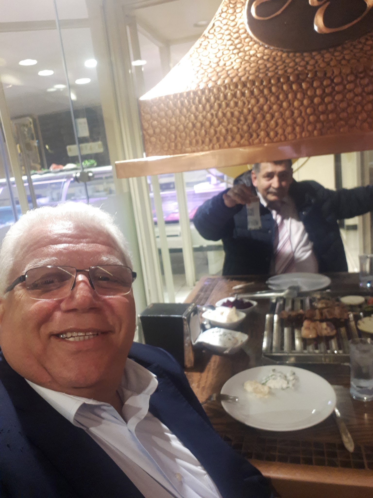 Hükümdar Sofrası Bakırköy Aile Mangalbaşı Et Lokantası