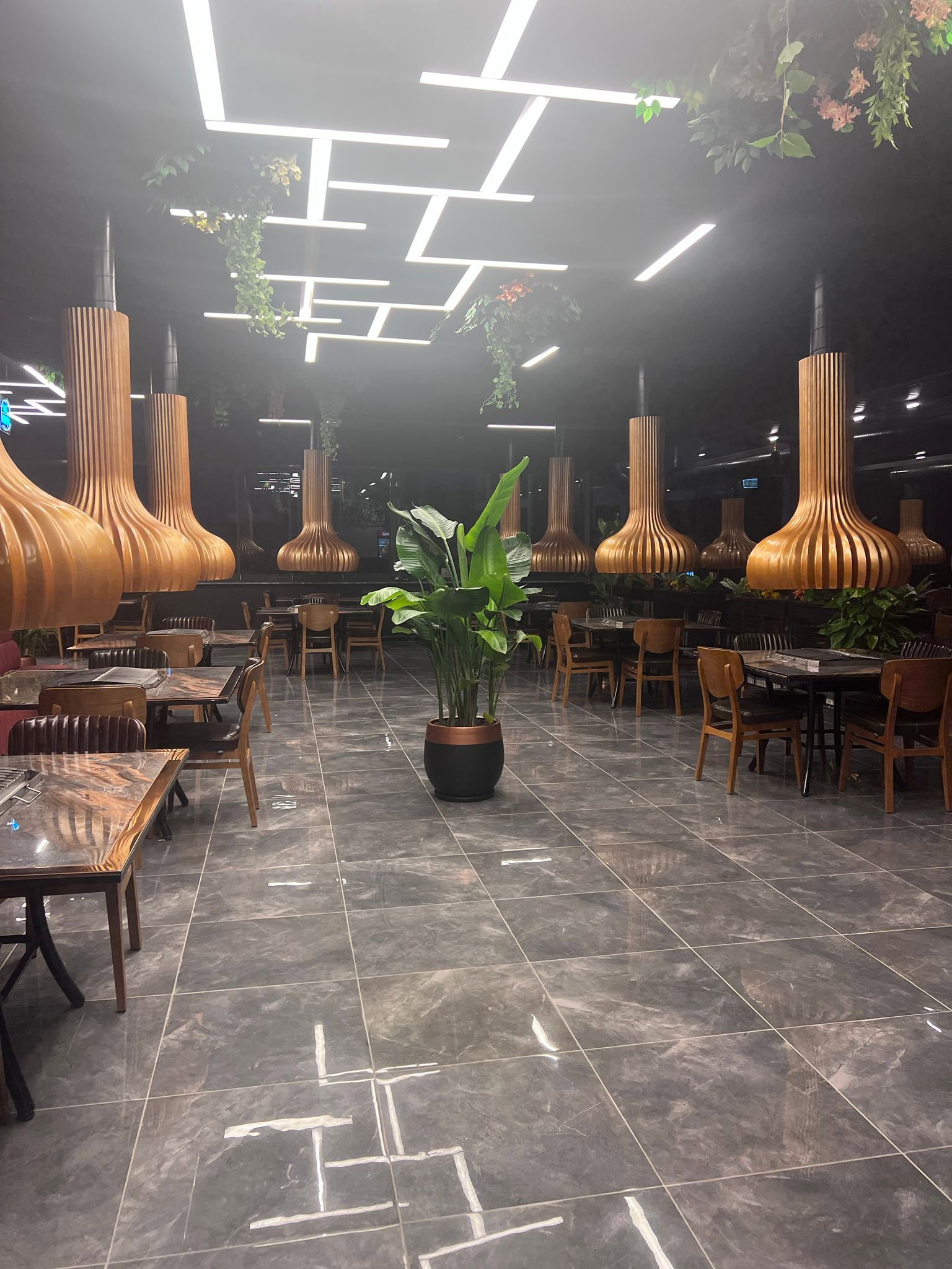 Hükümdar Sofrası Bakırköy Aile Mangalbaşı Et Lokantası