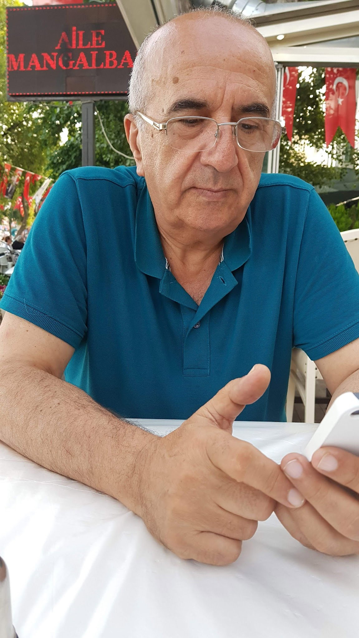 Hükümdar Sofrası Bakırköy Aile Mangalbaşı Et Lokantası