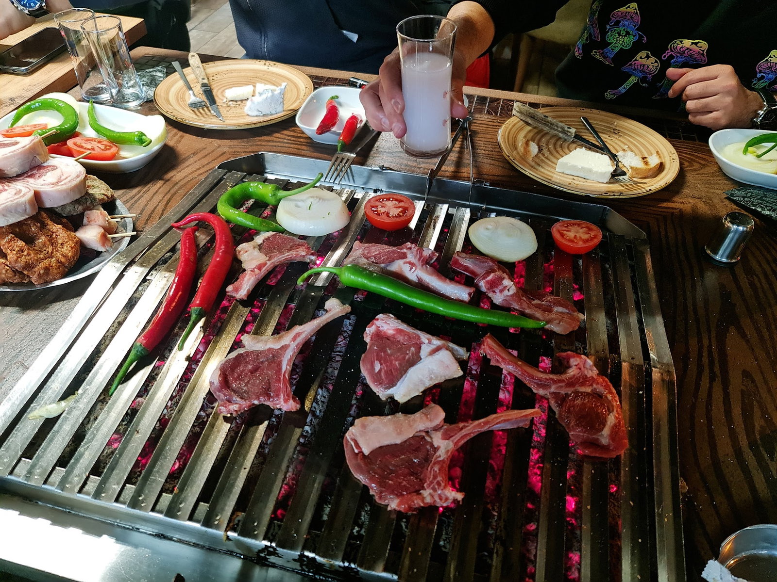 Hükümdar Sofrası Bakırköy Aile Mangalbaşı Et Lokantası