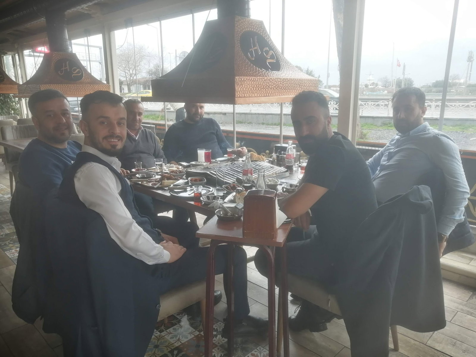 Hükümdar Sofrası Bakırköy Aile Mangalbaşı Et Lokantası