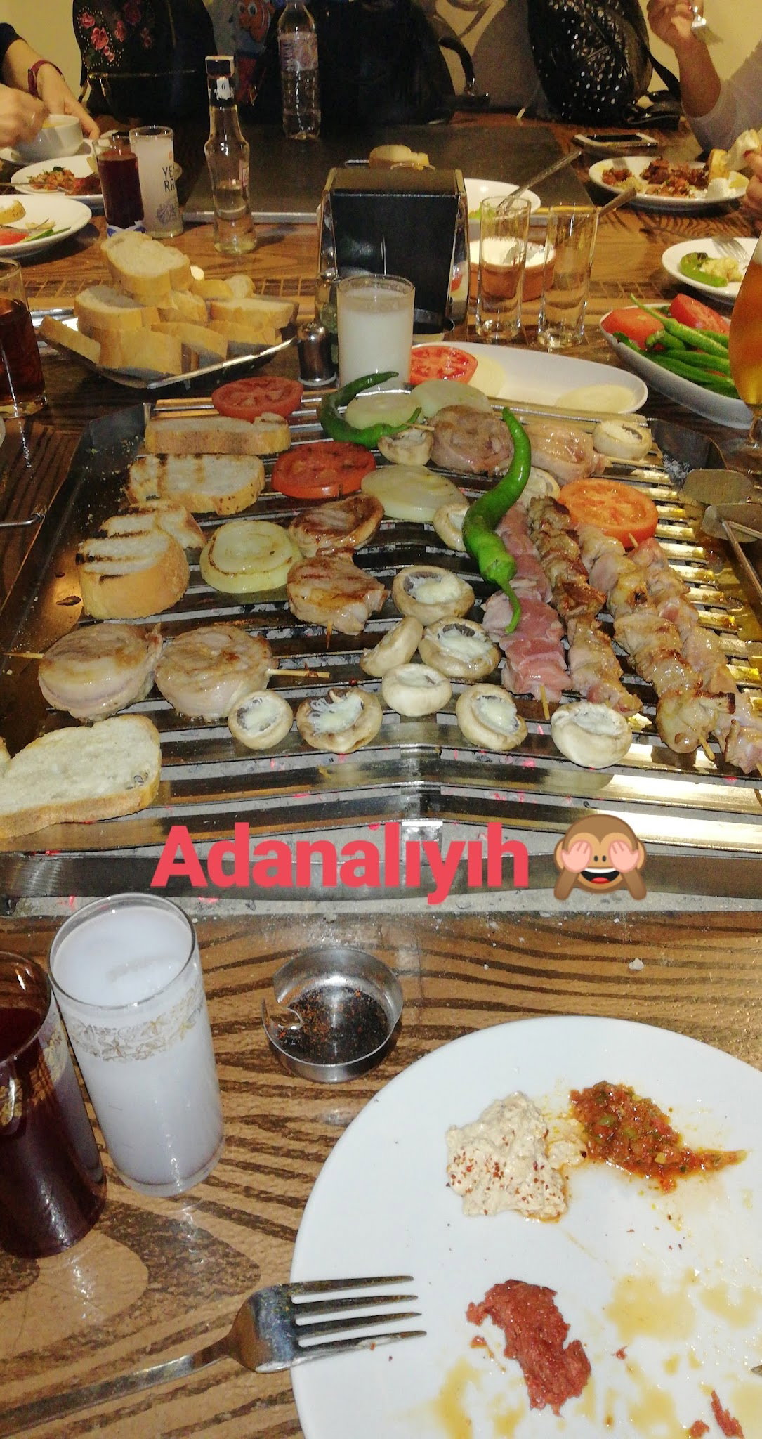 Hükümdar Sofrası Bakırköy Aile Mangalbaşı Et Lokantası