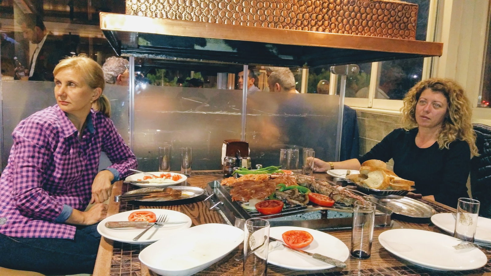 Hükümdar Sofrası Bakırköy Aile Mangalbaşı Et Lokantası