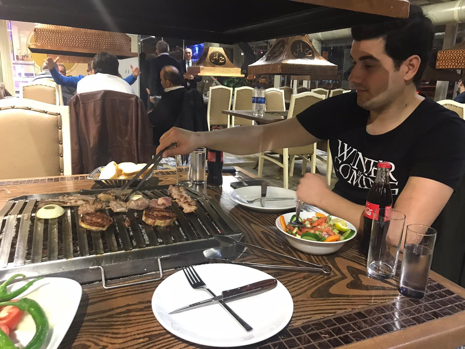 Hükümdar Sofrası Bakırköy Aile Mangalbaşı Et Lokantası