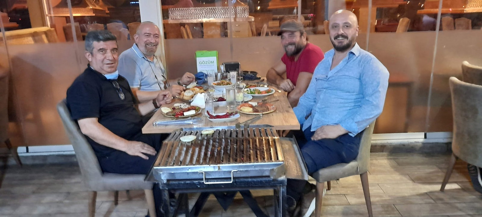 Hükümdar Sofrası Bakırköy Aile Mangalbaşı Et Lokantası