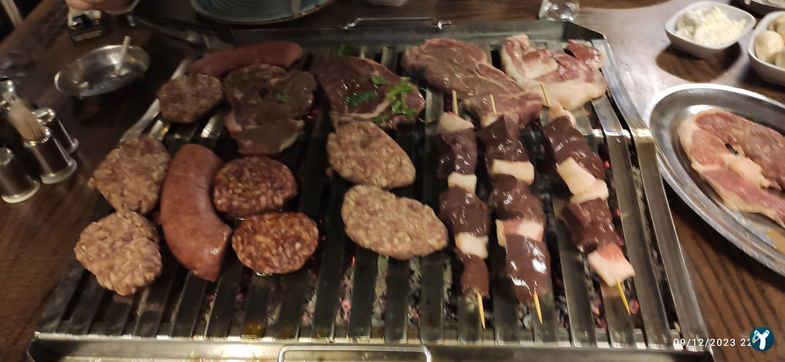 Hükümdar Sofrası Bakırköy Aile Mangalbaşı Et Lokantası