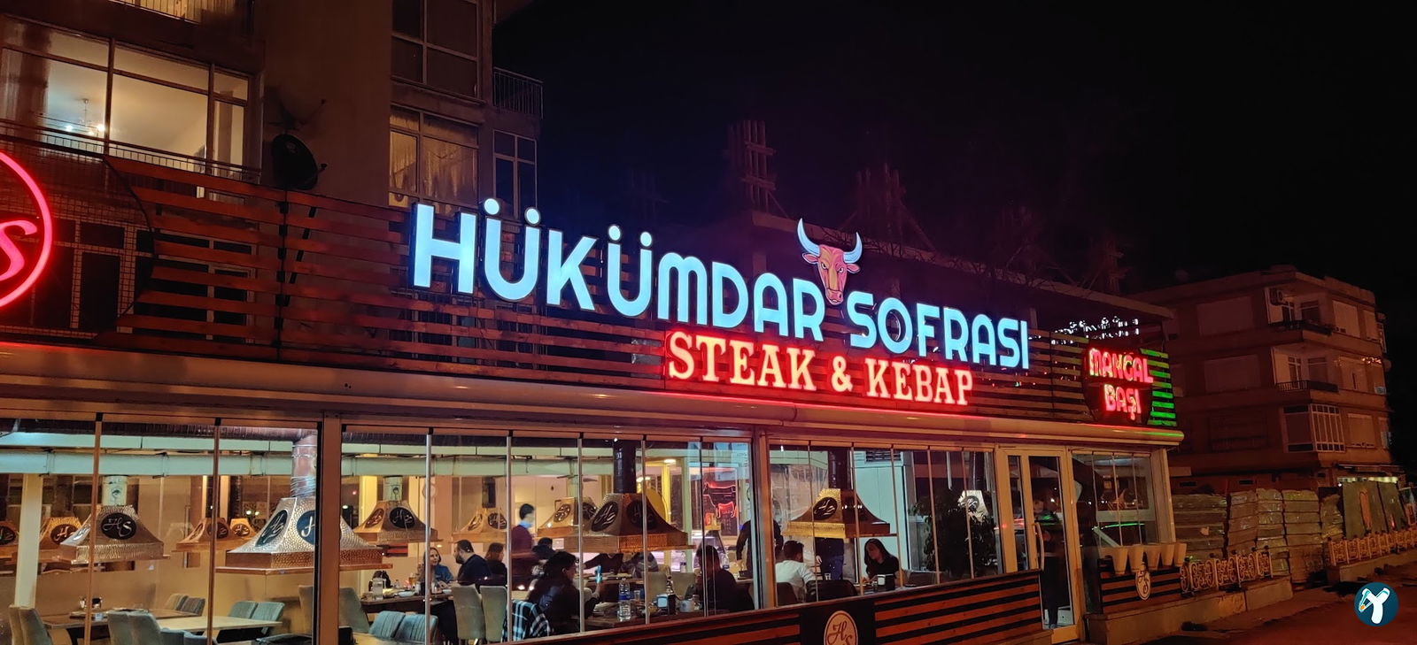 Hükümdar Sofrası Bakırköy Aile Mangalbaşı Et Lokantası