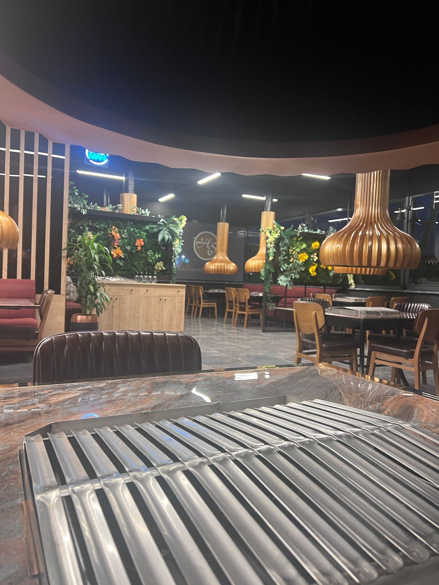 Hükümdar Sofrası Bakırköy Aile Mangalbaşı Et Lokantası