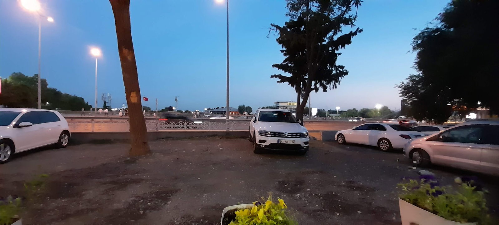 Hükümdar Sofrası Bakırköy Aile Mangalbaşı Et Lokantası