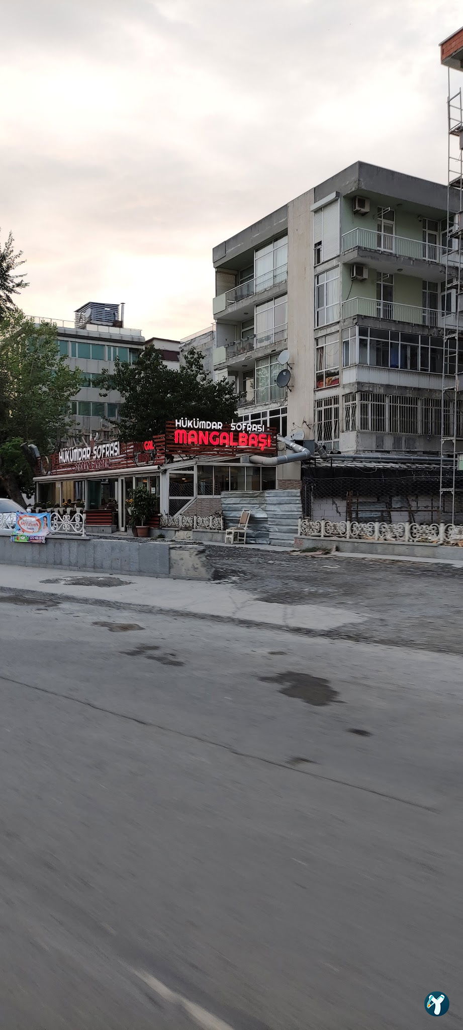 Hükümdar Sofrası Bakırköy Aile Mangalbaşı Et Lokantası