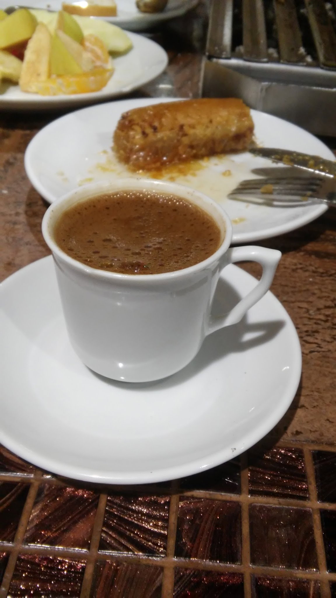 Hükümdar Sofrası Bakırköy Aile Mangalbaşı Et Lokantası