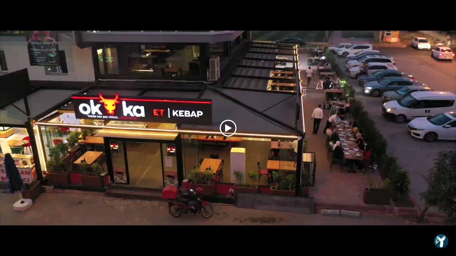 Adana Okka Et Kebap & Pirzola & Steak & Tavuk & Fındık Lahmacun & Humus Restoran