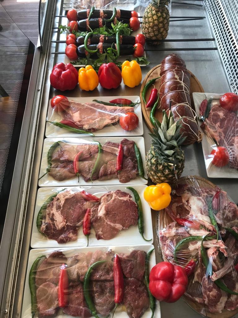 Adana Okka Et Kebap & Pirzola & Steak & Tavuk & Fındık Lahmacun & Humus Restoran
