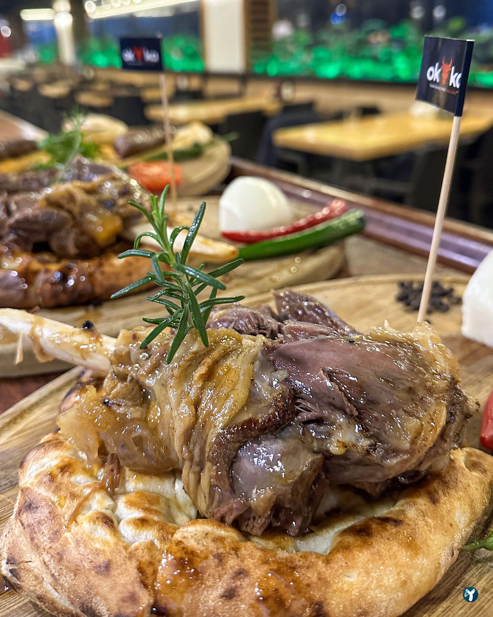Adana Okka Et Kebap & Pirzola & Steak & Tavuk & Fındık Lahmacun & Humus Restoran