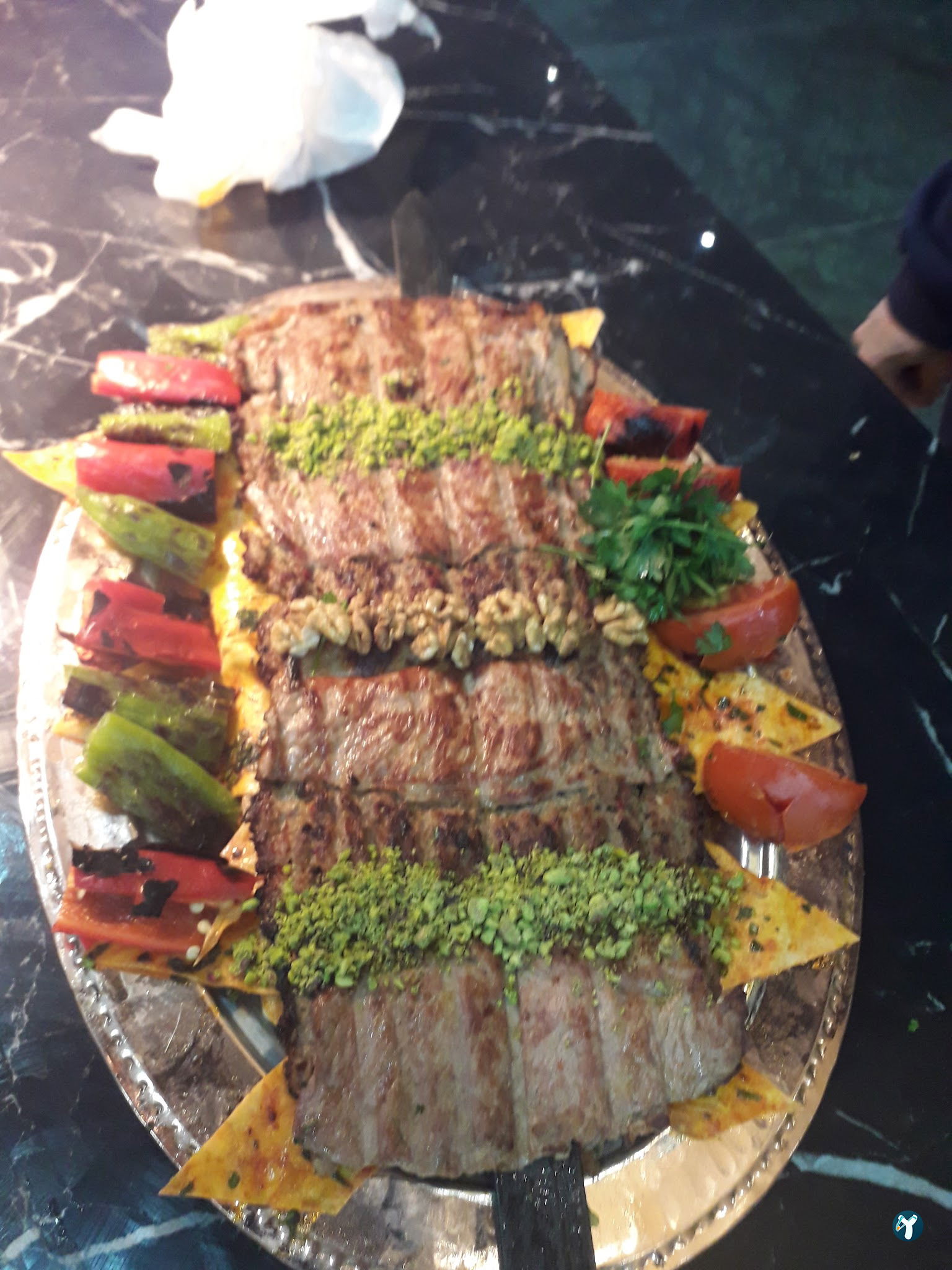 Adana Okka Et Kebap & Pirzola & Steak & Tavuk & Fındık Lahmacun & Humus Restoran