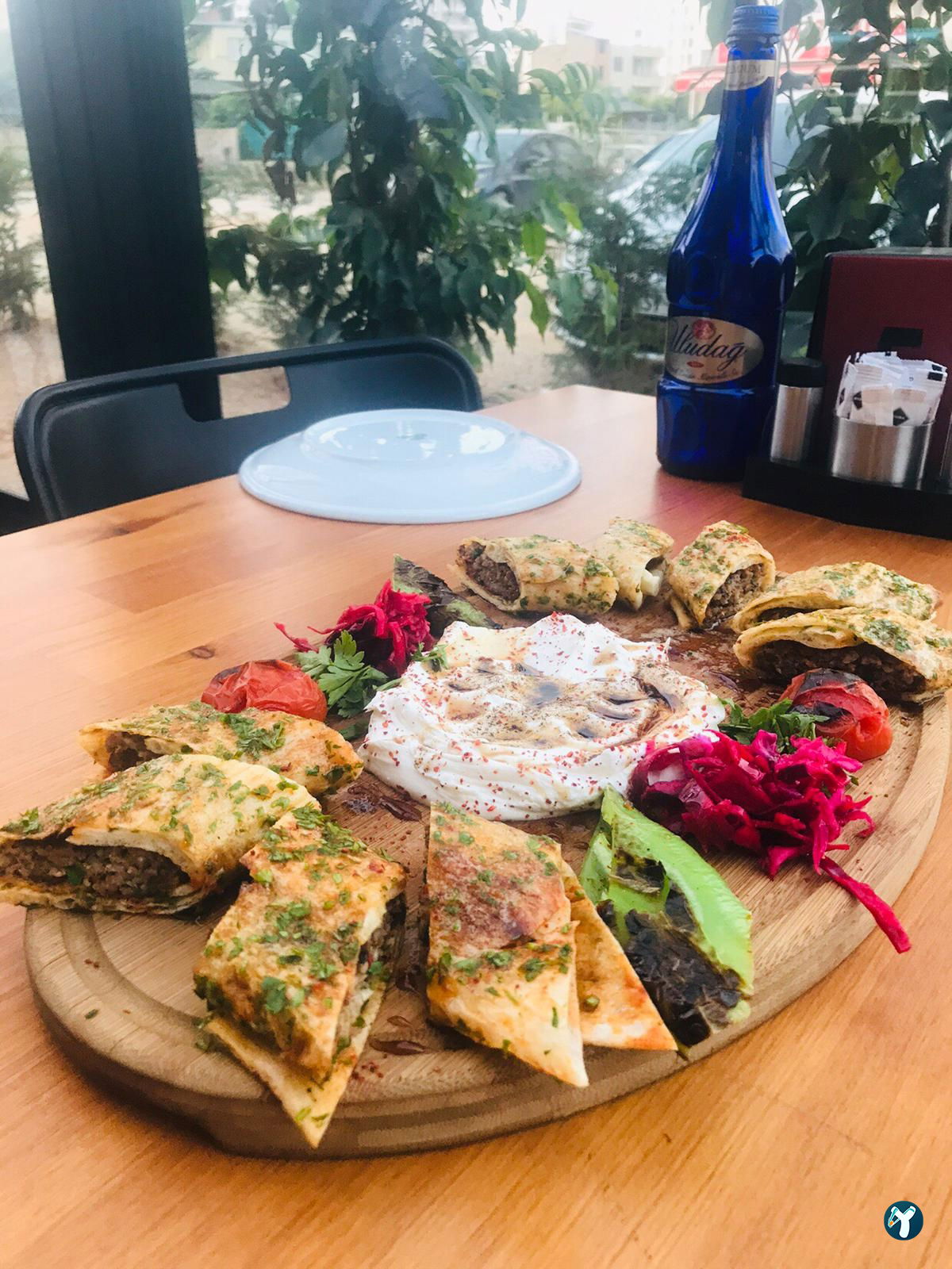 Adana Okka Et Kebap & Pirzola & Steak & Tavuk & Fındık Lahmacun & Humus Restoran