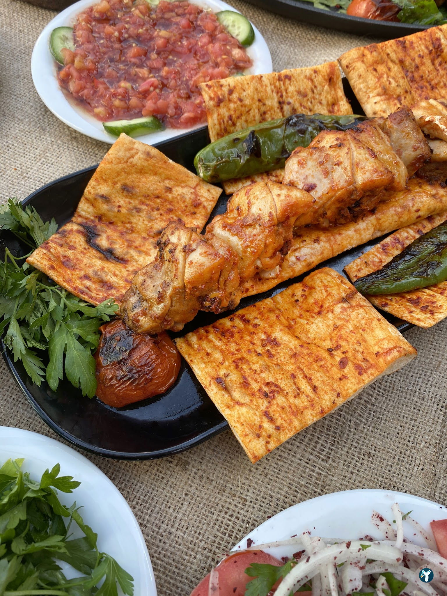 Adana Okka Et Kebap & Pirzola & Steak & Tavuk & Fındık Lahmacun & Humus Restoran