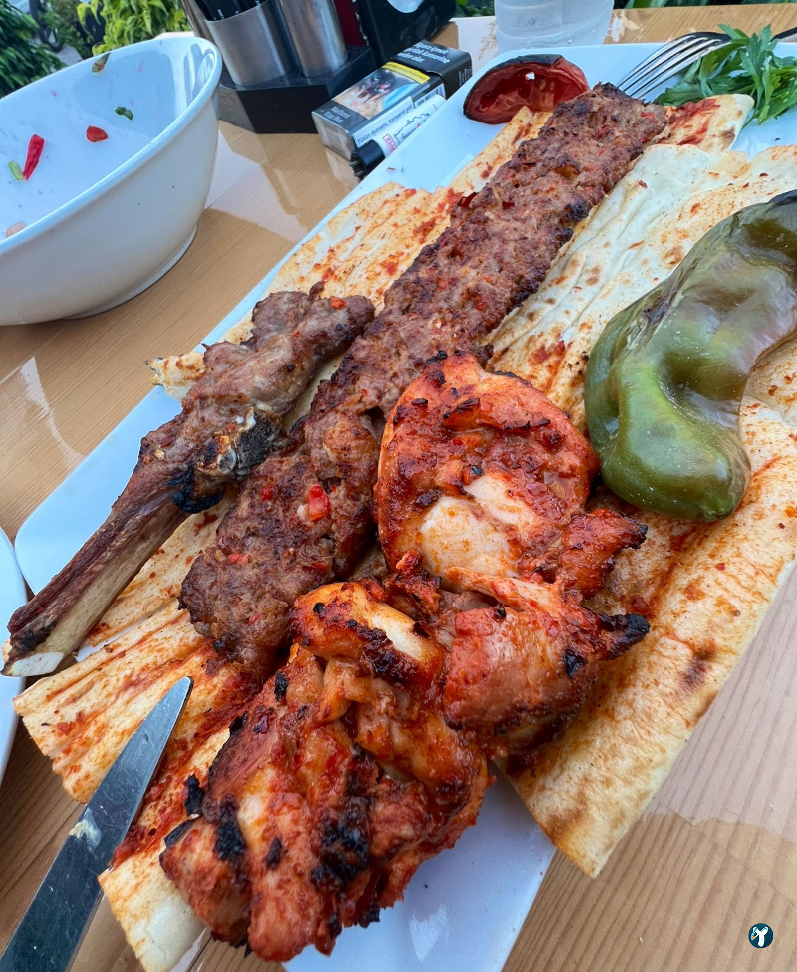 Adana Okka Et Kebap & Pirzola & Steak & Tavuk & Fındık Lahmacun & Humus Restoran