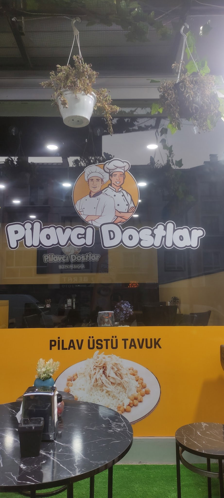 Pilavcı Dostlar