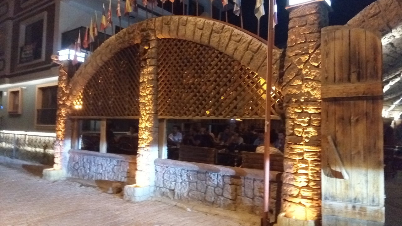 Esinti Cafe, Atakum Nargile Cafe