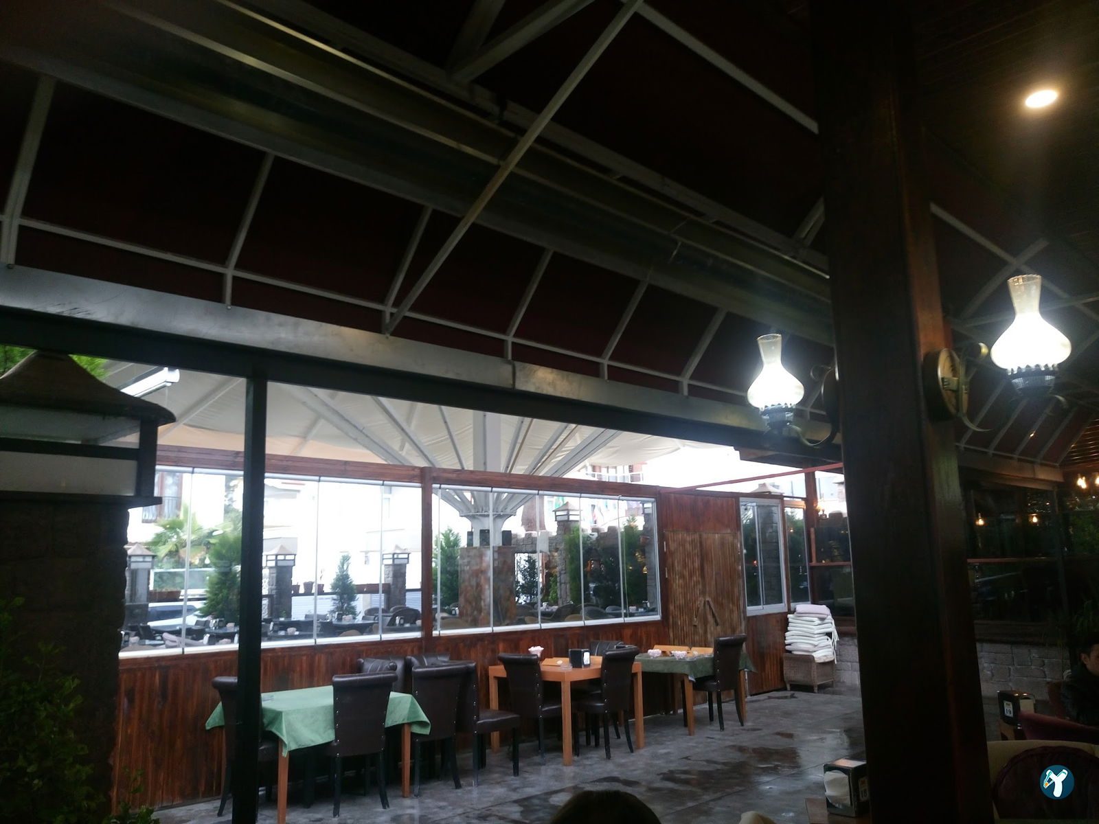 Esinti Cafe, Atakum Nargile Cafe