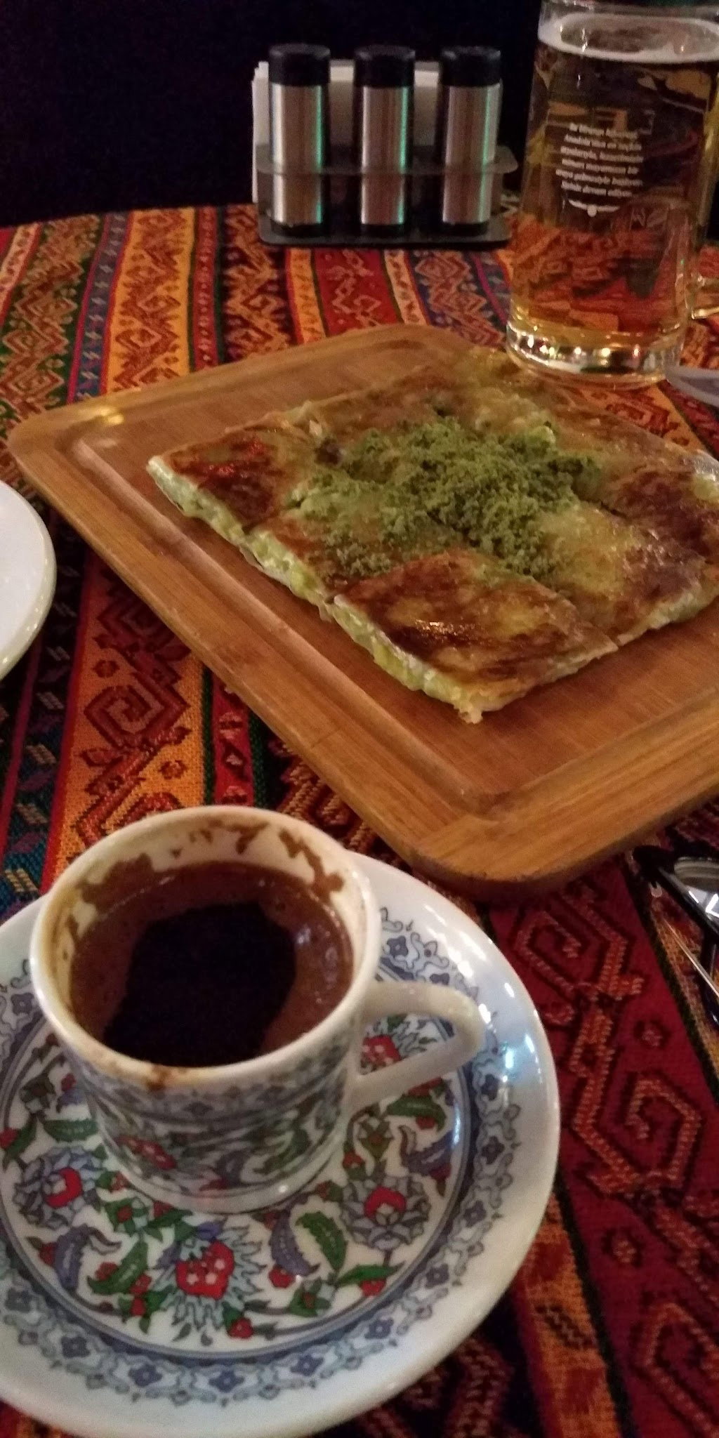 Şafak Restaurant & Pub