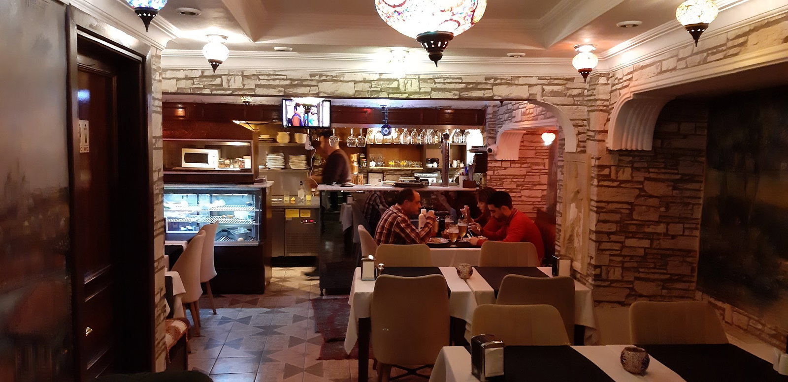 Şafak Restaurant & Pub