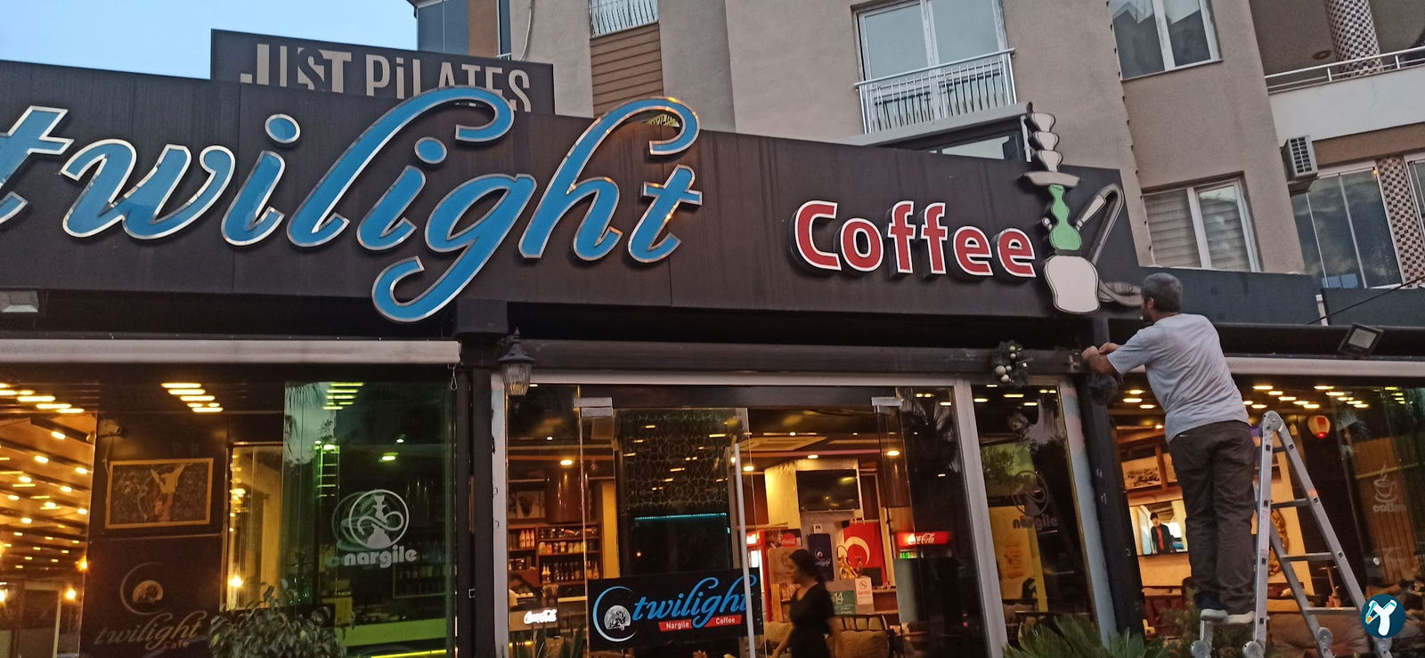 Twilight Coffee & Nargile