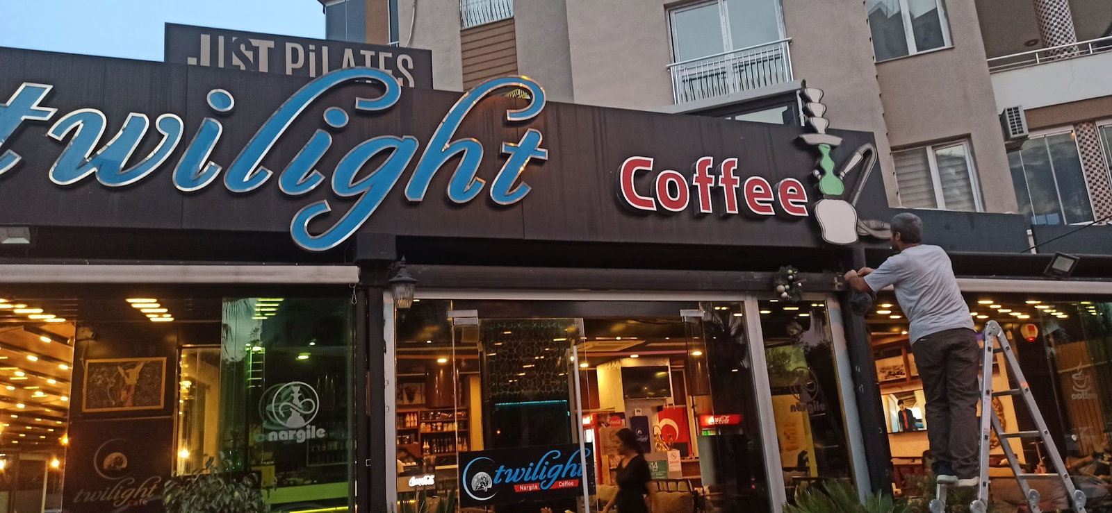 Twilight Coffee & Nargile