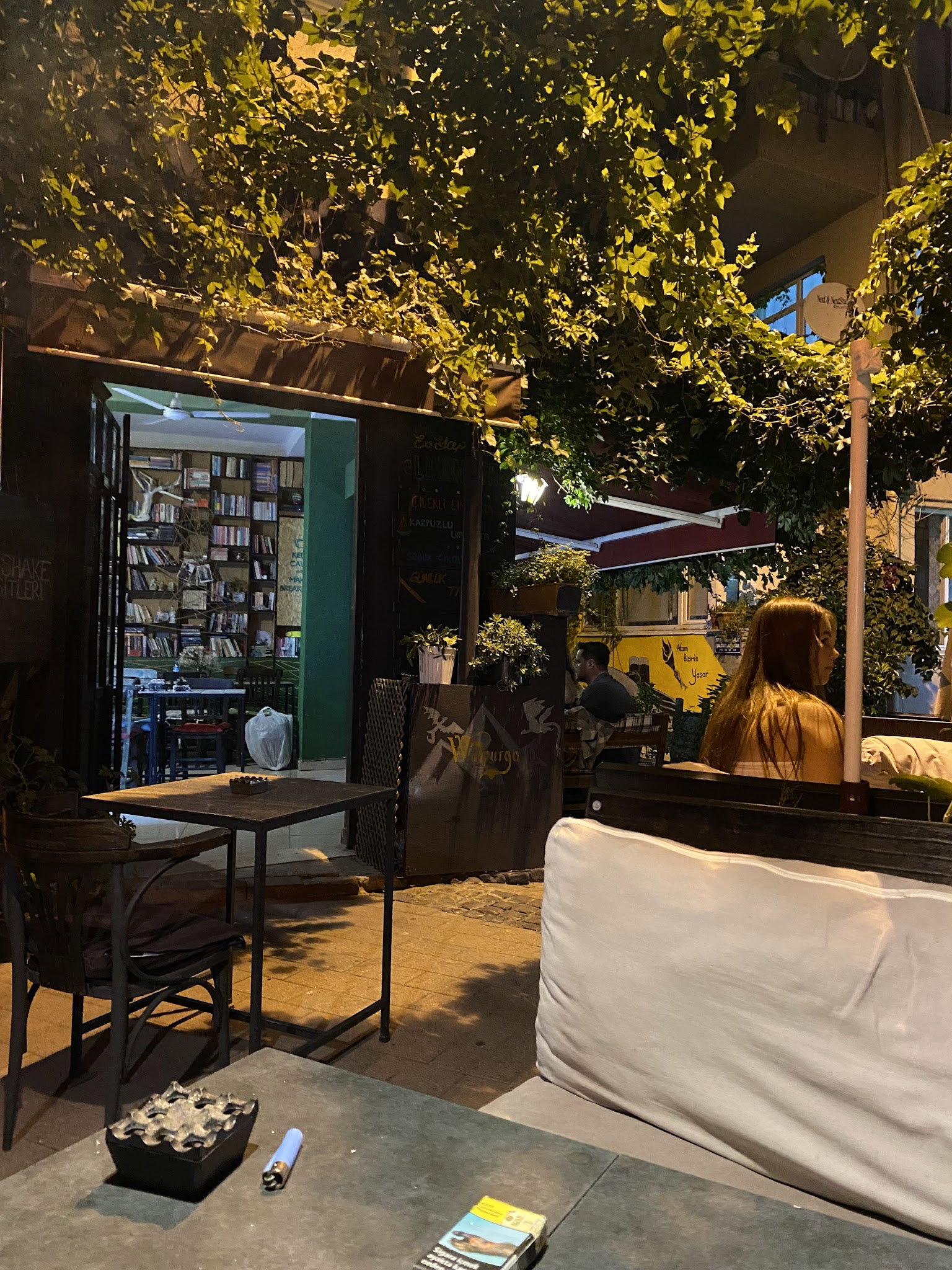 Akdeniz Cafe